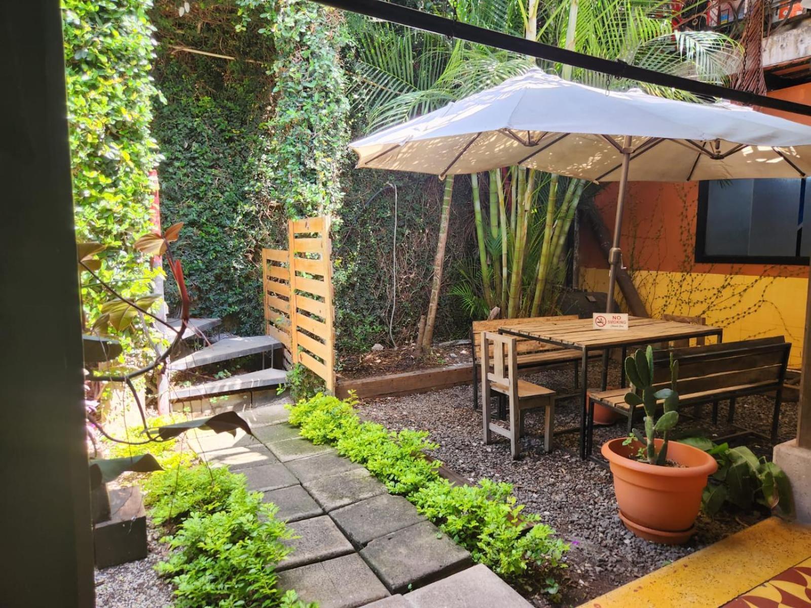 Amura Hostal Antigua Exteriör bild